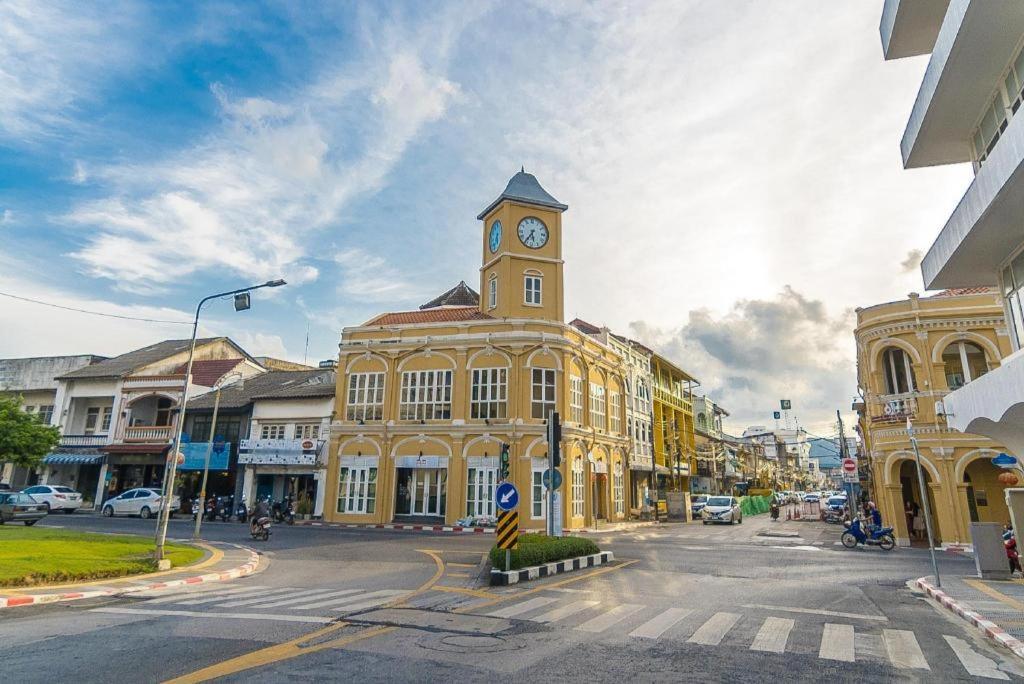 B2 Phuket Premier Hotel Patong Kültér fotó